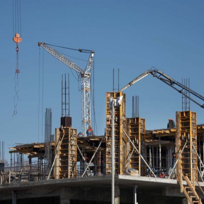 Diseño y construcción de plantas industriales y almacenes